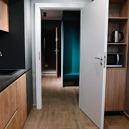 Apartment Urban Plaza - *